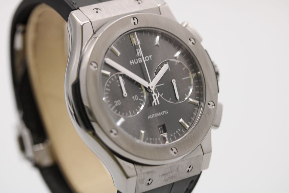 Hublot Classic Fusion 521.NX.7071.LR Image 5